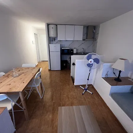 Overlanders Apartment